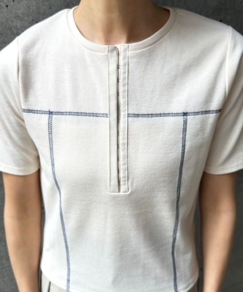 CIEL'AIR（シエルエアー）の「PIPING HOOK TOP（ﾊﾟｲﾋﾟﾝｸﾞﾎｯｸﾄｯﾌﾟ）（Tシャツ/カットソー・レディース・ブラック/アイボリー・FREE）」の13枚目の写真