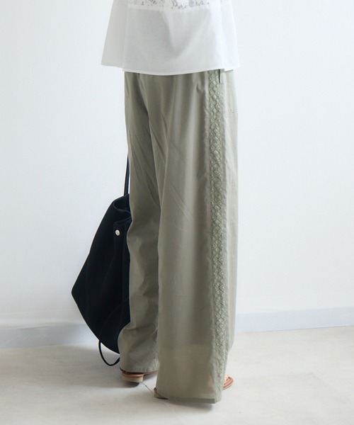 KATHARINE ROSS(キャサリンロス)の「綿100% ローンサイドレースパンツ(その他パンツ・レディース・ブラック/ブラウン・FREE)」の17枚目の写真