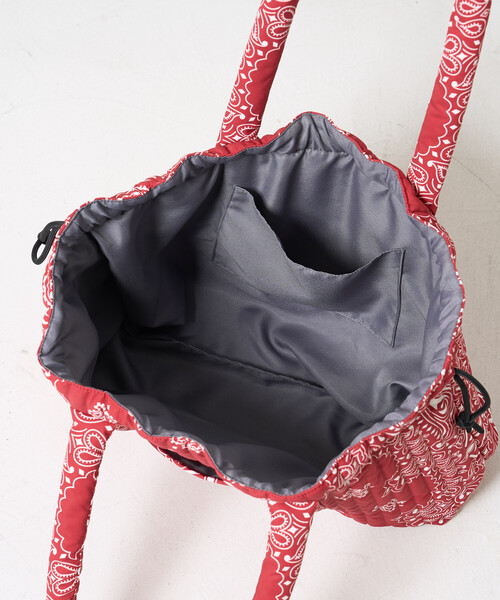 FREAK'S STORE（フリークスストア）の「【Beach & Festival】バンダナ柄 2WAY巾着トートバッグ（トートバッグ・レディース・レッド/ブラウン/ブラック・ONE SIZE）」の15枚目の写真
