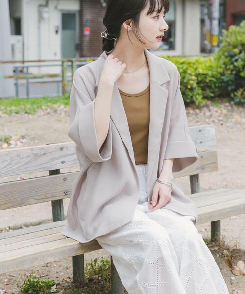 ITEMS URBANRESEARCH(アイテムズ アーバンリサーチ)の「メッシュ半袖ジャケット(ノーカラージャケット・レディース・ベージュ/ブラック・FREE)」の12枚目の写真