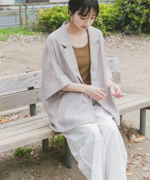 ITEMS URBANRESEARCH(アイテムズ アーバンリサーチ)の「メッシュ半袖ジャケット(ノーカラージャケット・レディース・ベージュ/ブラック・FREE)」の13枚目の写真