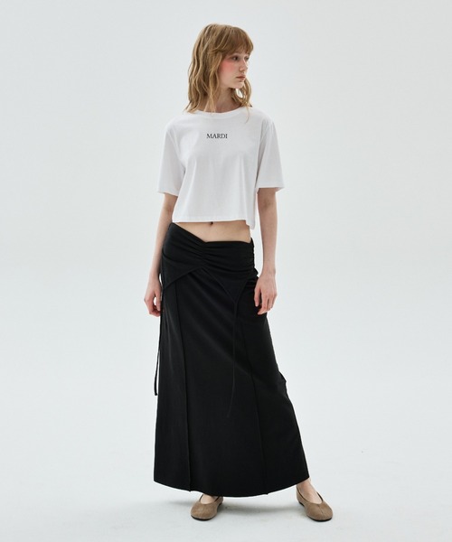 Mardi Mercredi(マルディメクルディ)の「CROPPED BASIC TSHIRT MARDI SERIF LOGO / クロップド ベーシック Tシャツ マルディ セリフ ロゴ(Tシャツ/カットソー・レディース・ブラック/グレー/ホワイト・FREE)」の13枚目の写真