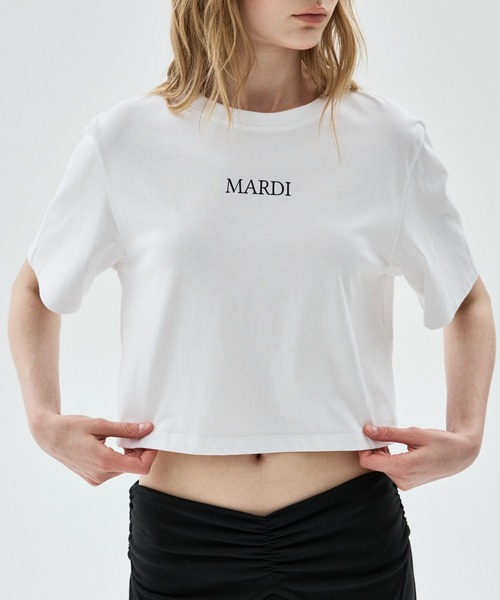Mardi Mercredi(マルディメクルディ)の「CROPPED BASIC TSHIRT MARDI SERIF LOGO / クロップド ベーシック Tシャツ マルディ セリフ ロゴ(Tシャツ/カットソー・レディース・ブラック/グレー/ホワイト・FREE)」の12枚目の写真