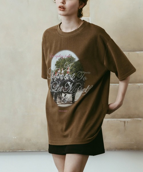 Knuth Marf(クヌースマーフ)の「rhinestone graphic tee(unisex)(Tシャツ/カットソー・レディース・ベージュ/パープル/ブラック・FREE)」の3枚目の写真
