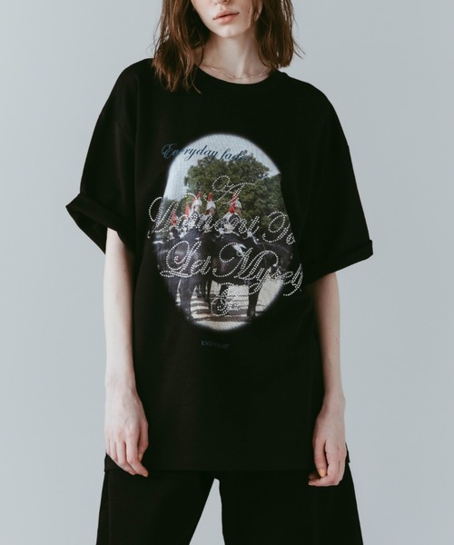 Knuth Marf(クヌースマーフ)の「rhinestone graphic tee(unisex)(Tシャツ/カットソー・レディース・ベージュ/パープル/ブラック・FREE)」の2枚目の写真
