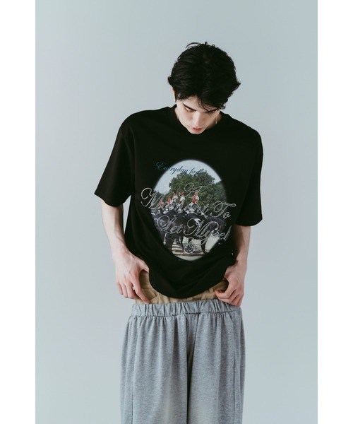 Knuth Marf(クヌースマーフ)の「rhinestone graphic tee(unisex)(Tシャツ/カットソー・レディース・ベージュ/パープル/ブラック・FREE)」の13枚目の写真