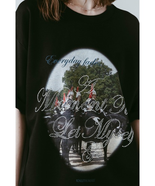 Knuth Marf(クヌースマーフ)の「rhinestone graphic tee(unisex)(Tシャツ/カットソー・レディース・ベージュ/パープル/ブラック・FREE)」の9枚目の写真