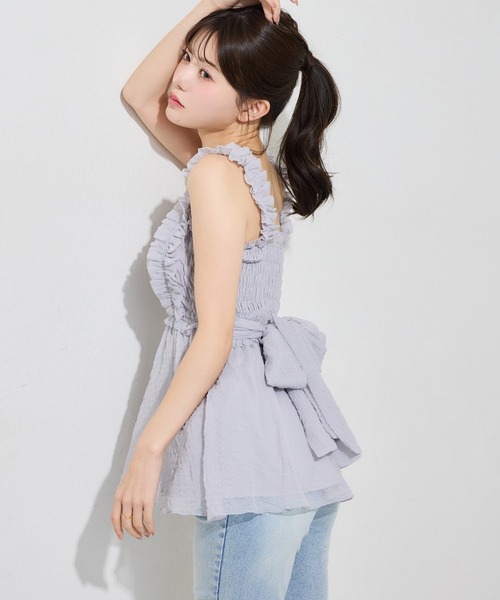 one after another NICE CLAUP(ワンアフターアナザーナイスクラップ)の「サイドリボンシャーリングビスチェ(キャミソール・レディース・ブラック/サックスブルー/ホワイト/ピンク・FREE)」の3枚目の写真