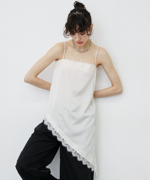 uyu.(ウユ)の「Dot Pattern Asymmetry Lace Camisole Dress/ドット柄アシンメトリーレースキャミワンピース(キャミソール・レディース・ホワイト/ブラック・FREE)」の9枚目の写真