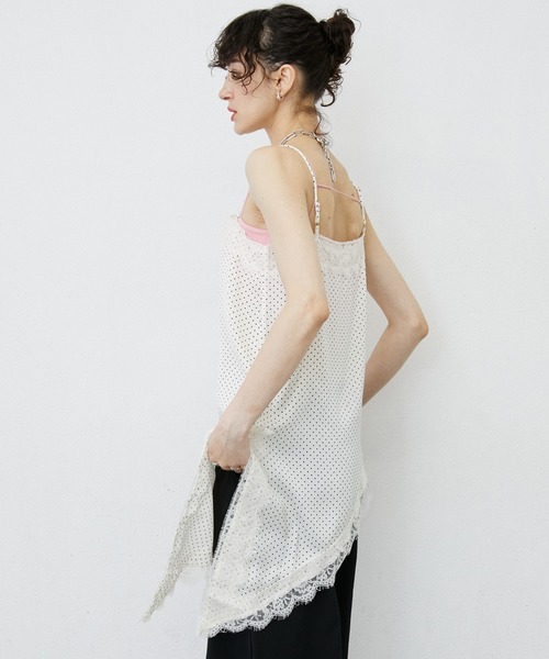 uyu.(ウユ)の「Dot Pattern Asymmetry Lace Camisole Dress/ドット柄アシンメトリーレースキャミワンピース(キャミソール・レディース・ホワイト/ブラック・FREE)」の10枚目の写真