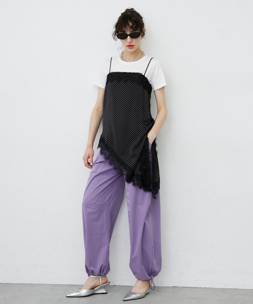 uyu.(ウユ)の「Dot Pattern Asymmetry Lace Camisole Dress/ドット柄アシンメトリーレースキャミワンピース(キャミソール・レディース・ホワイト/ブラック・FREE)」の16枚目の写真