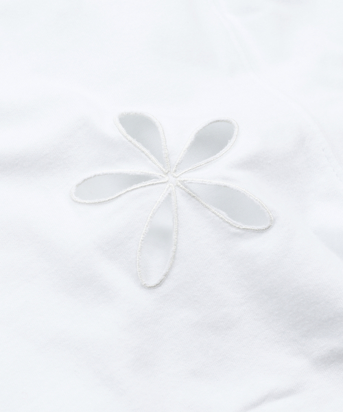 RuNaKi'Hu'(ルナキフ)の「WXT101 ムグケパンチングチェックアプリケTシャツ (ホワイト)(Tシャツ/カットソー・レディース・その他・1/2)」の8枚目の写真