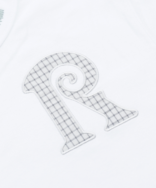 RuNaKi'Hu'(ルナキフ)の「WXT101 ムグケパンチングチェックアプリケTシャツ (ホワイト)(Tシャツ/カットソー・レディース・その他・1/2)」の2枚目の写真