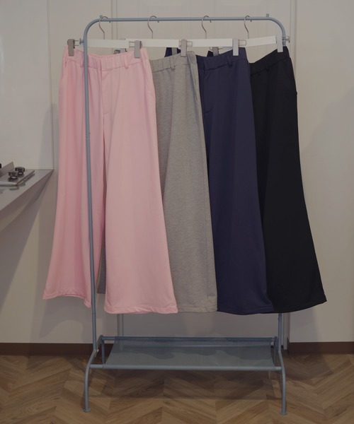 Mili affinity（ミリアフィニティー）の「スウェットワイドパンツ（スラックス・レディース・ネイビー/ピンク/杢グレー/ブラック・FREE）」の8枚目の写真