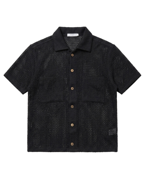 UNDEROFF(アンダーオフ)の「ツーポケットクロップメッシュ半袖シャツブラック(シャツ/ブラウス・メンズ・ブラック・LARGE/MEDIUM/X-LARGE)」の4枚目の写真