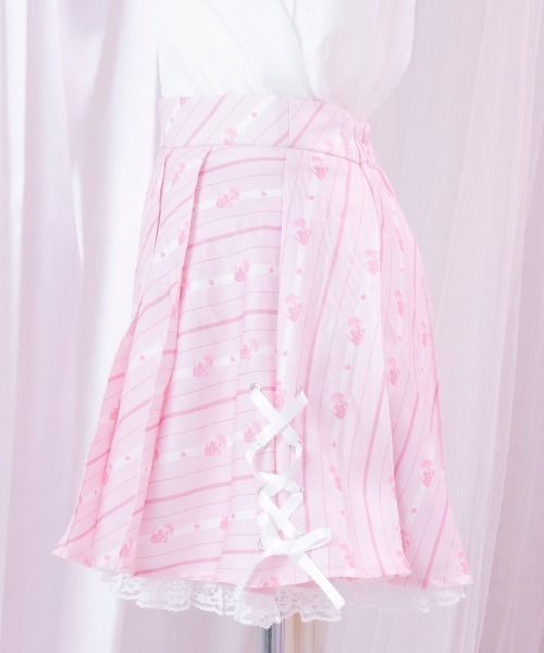 mine by LAFARY(マインバイラファリー)の「《ビビちゃん×mine》いちごプリーツスカート(スカート・レディース・ブラック/ピンク・FREE)」の19枚目の写真