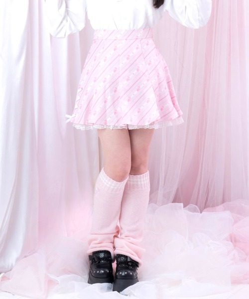 mine by LAFARY(マインバイラファリー)の「《ビビちゃん×mine》いちごプリーツスカート(スカート・レディース・ブラック/ピンク・FREE)」の12枚目の写真