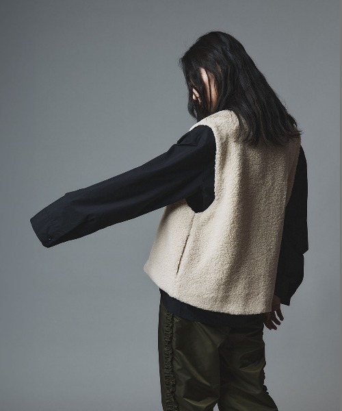 W:Huku(フーク)の「オニオン キルト ロング コート ボアベスト セット / Onion Quilt Long Coat Set(ダウンジャケット/コート・レディース・カーキ/ライトベージュ/ブラック・FREE)」の17枚目の写真