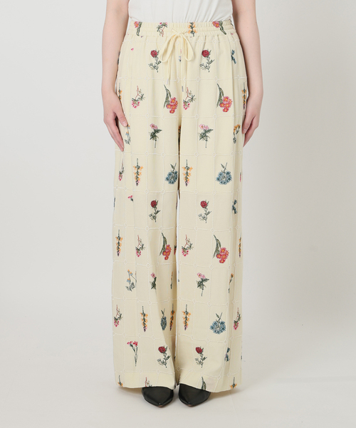 SLOBE IENA（スローブイエナ）の「embroideryメッシュパンツ（その他パンツ・レディース・ブラック・FREE）」の2枚目の写真