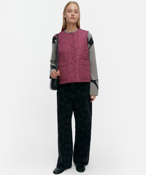 marimekko(マリメッコ)の「【バナー掲載特典付】Kaiverrus Piirto Unikko / light padded vest(その他アウター・レディース・ダークパープル・XX-SMALL/LARGE/MEDIUM/SMALL/X-SMALL)」の1枚目の写真