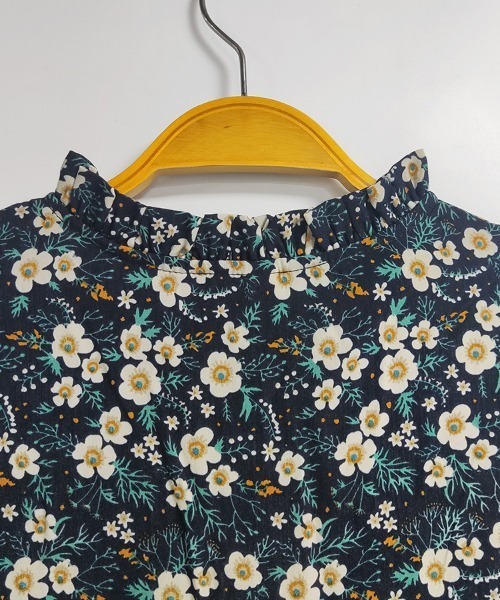 ReRe(リリ)の「フリル襟花柄ワンピース(ワンピース・レディース・ブルーグリーン・X-LARGE/LARGE/MEDIUM)」の10枚目の写真