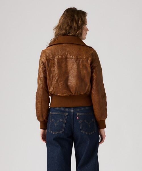 Levi's(リーバイス)の「Levi's/リーバイス KIRA SHRUNKEN ボンバージャケット(ブルゾン・レディース・ブラウン・M/XS/S)」の3枚目の写真