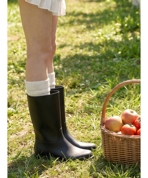 APTO（アプト）の「シュエレ レインブーツ AISB001（レインシューズ・レディース・ブラック/Beige・SMALL/MEDIUM/LARGE）」の3枚目の写真