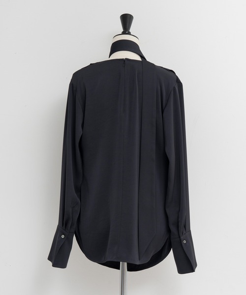 PRANK PROJECT（プランクプロジェクト）の「【2026Autumn Pre-Order】カウルネックシャツ / Cowl Neck Shirt（シャツ/ブラウス・レディース・アイボリー/チャコールグレー・FREE）」の15枚目の写真
