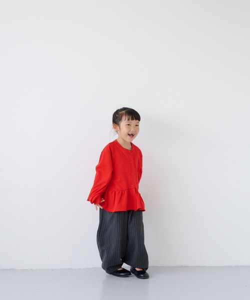 LOWRYS FARM(ローリーズファーム)の「スソフリルカットカーディガン 1042849(カーディガン/ボレロ・キッズ・ブラック/レッド・140cm/130cm/120cm/110cm/150cm)」の18枚目の写真