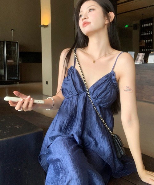 FAVORITO(ファヴォリート)の「キャミソールワイドパンツセットアップ(セットアップ・レディース・ブルー・S/M/L)」の11枚目の写真