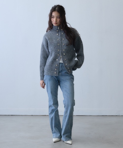Clum（クルム）の「double button high neck knit jacket / ダブルボタンハイネックニットジャケット（ニット/セーター・レディース・ダークグレー・FREE）」の5枚目の写真