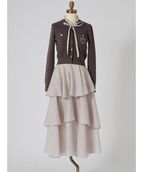 SNIDEL（スナイデル）の「エンブレムカーデティアードセットワンピース（ワンピース・レディース・ネイビー/ブラウン・F）」の5枚目の写真