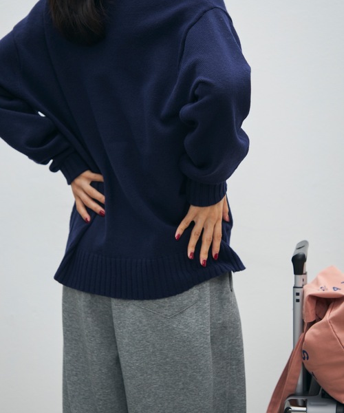 UNDERSTATEMENTs(アンダーステイトメント)の「【ユニセックス】ワンポイント刺繍ニットシャツ/ニットカーディガン(ニット/セーター・メンズ・ネイビー/ライトグレー/ブラック・MEDIUM/LARGE)」の17枚目の写真