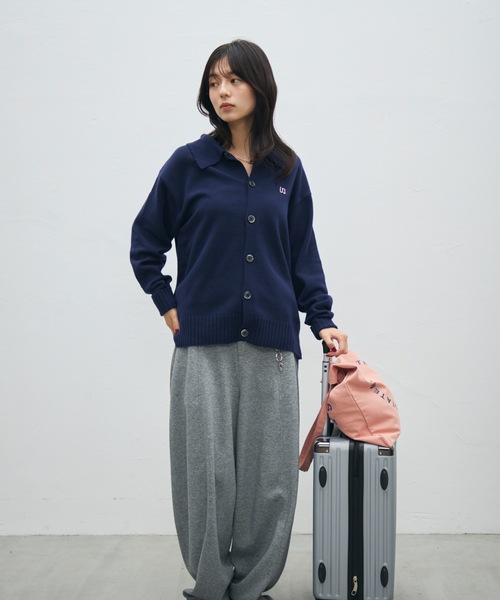 UNDERSTATEMENTs(アンダーステイトメント)の「【ユニセックス】ワンポイント刺繍ニットシャツ/ニットカーディガン(ニット/セーター・メンズ・ネイビー/ライトグレー/ブラック・MEDIUM/LARGE)」の9枚目の写真