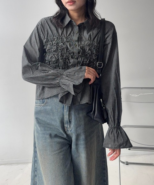 AS KNOW AS plus(アズノゥアズプラス)の「☆くしゅくしゅシャーリングデザインブラウス(シャツ/ブラウス・レディース・サックスブルー系/アイボリー系/ブラック系・FREE)」の18枚目の写真