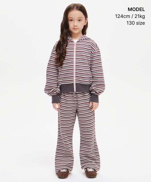 MUSINSA STANDARD KIDS（ムシンサスタンダードキッズ）の「ガールズマルチストライプフレアスウェットパンツ[ピンク]（スウェットパンツ・レディース・その他・120/130/140/150/160）」の2枚目の写真