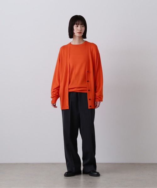 YLEVE(イレーヴ)の「YLEVE / SUPERFINE 120’S WOOL KNIT CARDIGAN(カーディガン/ボレロ・レディース・オレンジ・1)」の2枚目の写真