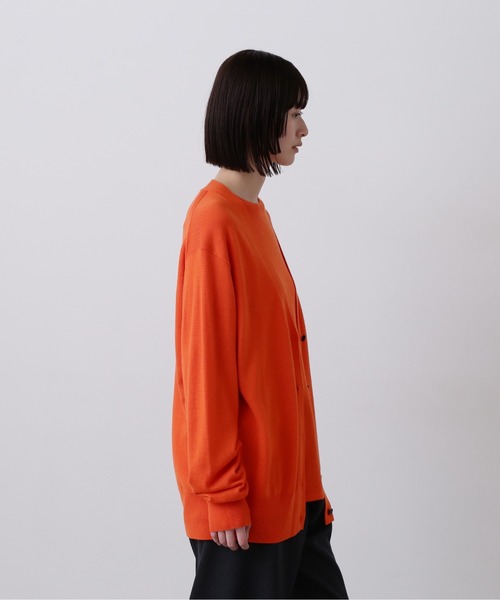 YLEVE(イレーヴ)の「YLEVE / SUPERFINE 120’S WOOL KNIT CARDIGAN(カーディガン/ボレロ・レディース・オレンジ・1)」の3枚目の写真
