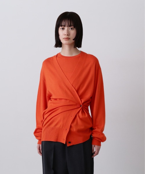 YLEVE(イレーヴ)の「YLEVE / SUPERFINE 120’S WOOL KNIT CARDIGAN(カーディガン/ボレロ・レディース・オレンジ・1)」の5枚目の写真