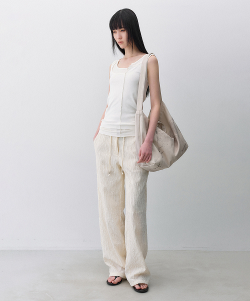 INSILENCE WOMEN(インサイレンスウーマン)の「ヴィンテージグラフィックショルダーバッグ ASH BEIGE(ショルダーバッグ・レディース・その他・FREE)」の4枚目の写真