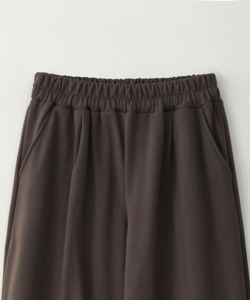 PUFF PUFF DEPT(パフパフ・デプト)の「COMPORT ワンタックワイドスウェットパンツ BROWN(スウェットパンツ・レディース・その他・MEDIUM/LARGE/X-LARGE)」の3枚目の写真