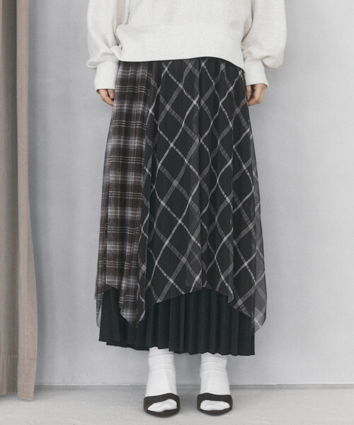 Firsthand(ファーストハンド)の「限定展開 Firsthand/ファーストハンド リバーシブル チェック プリーツスカート(スカート・レディース・ダークブラウン/ブラック・FREE)」の3枚目の写真