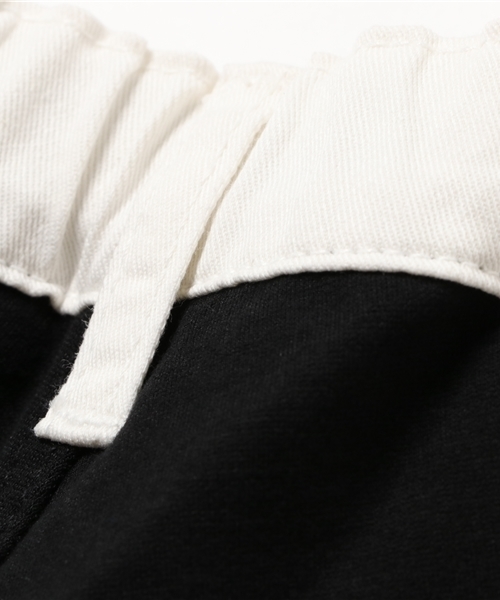 CHUBBYGANG（チャビーギャング）の「切替デザインスキニーパンツ（その他パンツ・キッズ・ブラック/ホワイト・100/120/150/160/140/110/130）」の4枚目の写真