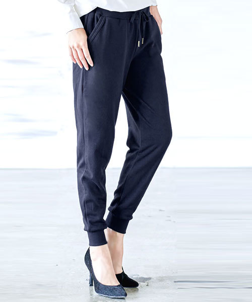 Pierrot（ピエロ）の「裾リブスウェットジョガーパンツ（その他パンツ・レディース・チャコール/ネイビー/杢グレー/ブラック・M/L）」の4枚目の写真