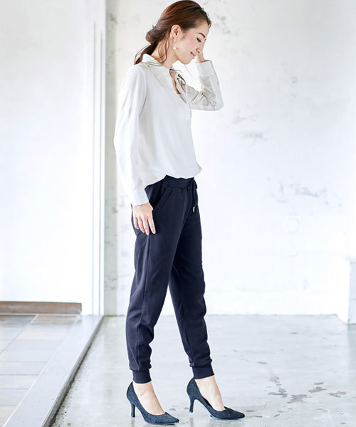 Pierrot（ピエロ）の「裾リブスウェットジョガーパンツ（その他パンツ・レディース・チャコール/ネイビー/杢グレー/ブラック・M/L）」の18枚目の写真