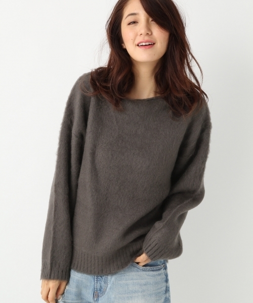 A part by(アパートバイ)の「5GAcモコモコボートネックPO 739526(ニット/セーター・レディース・チャコールグレー/ブラウン/ブラック・LARGE/MEDIUM)」の1枚目の写真