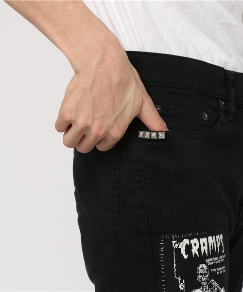 HYSTERIC GLAMOUR（ヒステリックグラマー）の「CR/CRUSH＆PATCHリメイク SチノスリムPT（デニムパンツ・メンズ・ブラック・28inch/29inch/30inch/31inch/32inch/34inch）」の6枚目の写真