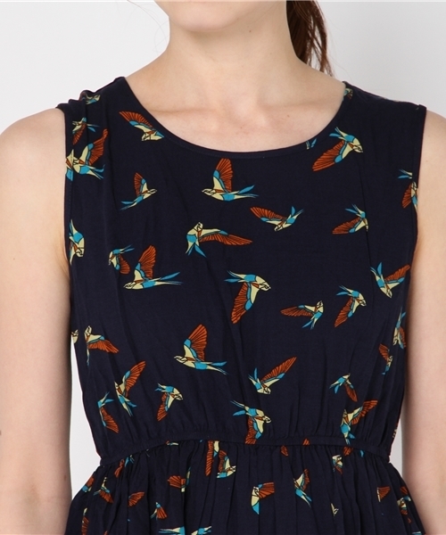 coca（coca）（コカ）の「ツバメ柄ノースリーブワンピース（ワンピース・レディース・ネイビー・S/M/ONE SIZE）」の9枚目の写真