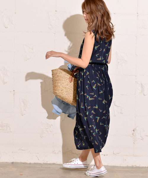 coca（coca）（コカ）の「ツバメ柄ノースリーブワンピース（ワンピース・レディース・ネイビー・S/M/ONE SIZE）」の14枚目の写真