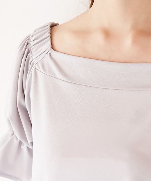 Luz Llena（ラズレナ）の「[接触冷感][2way]袖リボン・カットソーブラウス（シャツ/ブラウス・レディース・イエロー/オフホワイト/グレー・MEDIUM）」の13枚目の写真